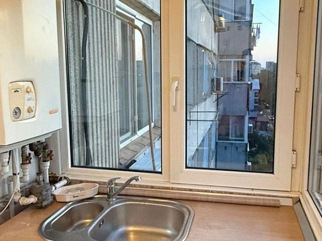 Apartament 3 Camere Aparatorii Patriei 2 Bai Metrou Centrala Parcare AC