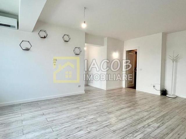 Apartament 3 camere, Arena Residence, zona Mall Bacau