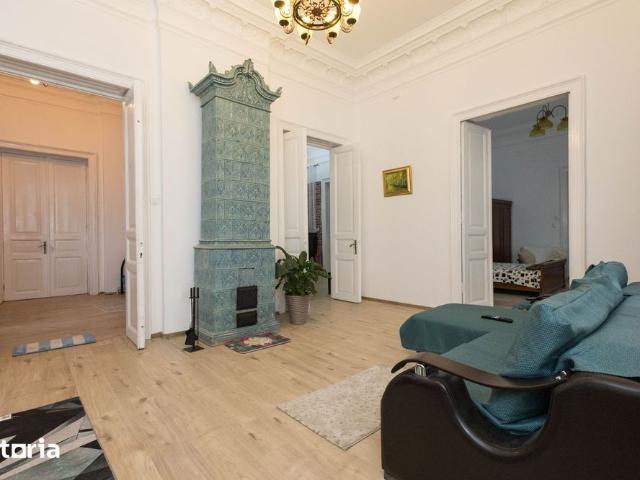 Apartament 3 camere ARMENEASCA, spatios, centrala, 2 bai