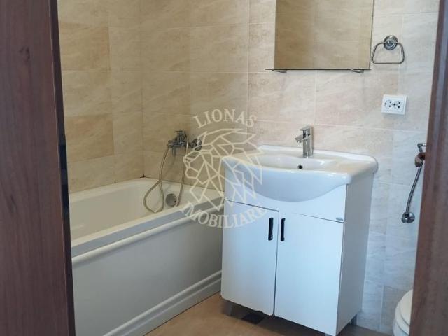 Apartament 3 camere balcon 20 mp parcare Subcetate Exclusiv