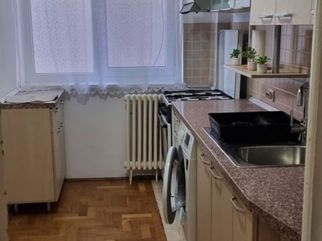 Apartament 3 camere, balcon, Zamca, Suceava