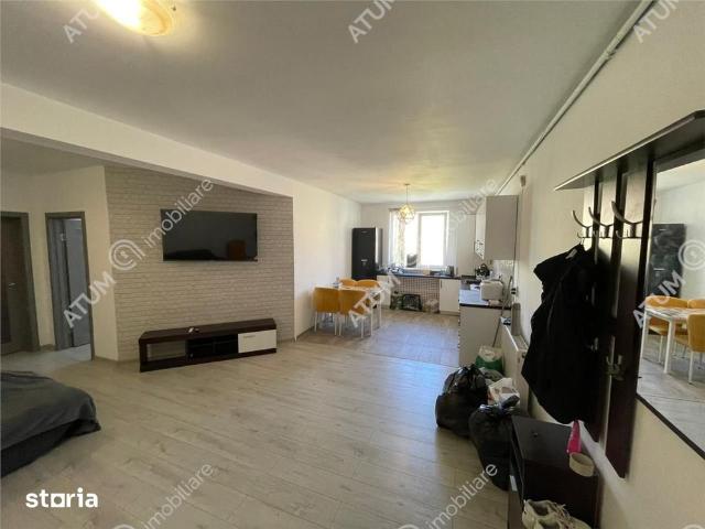 Apartament 3 camere balcon zona Ciresica din Sibiu