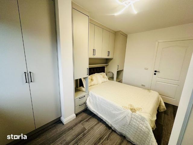 Apartament 3 camere, balcon, etaj 2, 380 EUR