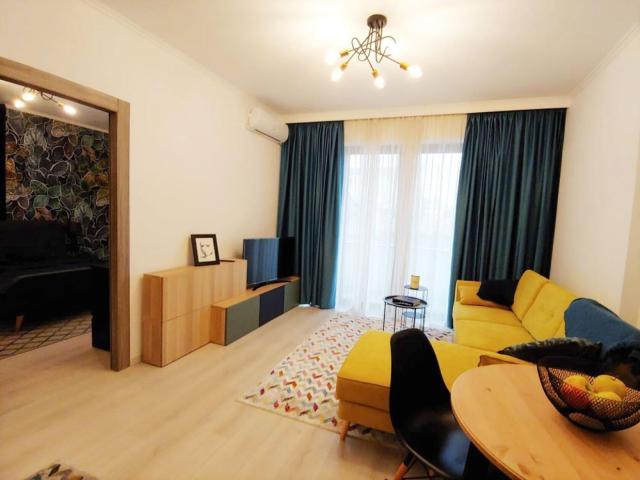 apartament 3 camere | balcon si loc parcare cu statie electrica | unirii