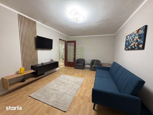 Apartament, 3 camere bilateral, 75 mp, Cartier 1 Mai, zona Pelendava