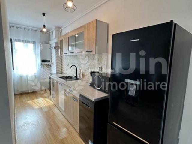 Apartament 3 camere | Bloc nou | Etaj 3 | Garaj | Zona str. Decebal