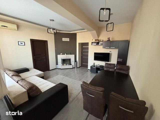Apartament 3 camere cu balcon si garaj