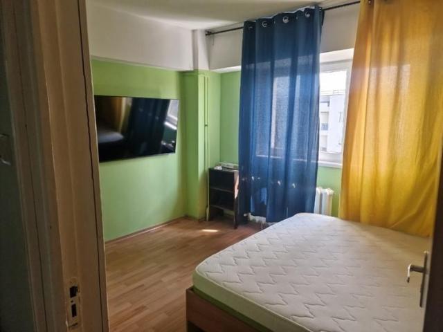 Apartament 3 camere cu loc de parcare in zona Stefan Cel Mare 5 min de Metrou RIMO