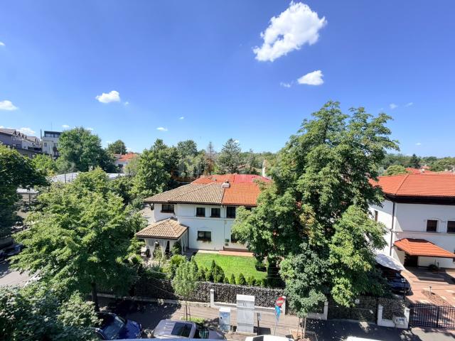 Apartament, 3 camere cu loc parcare subteran inclus, Bucuresti / Sector 1 / Kiseleff