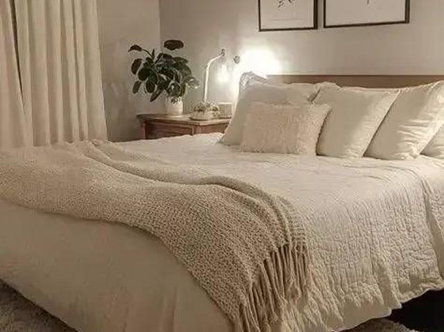 Apartament 3 Camere cu terasa 35 mp langa scoala si 16 minute metrou