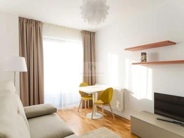 Apartament 3 camere cu vedere la lac | Parcare inclusă | Iulius Mall