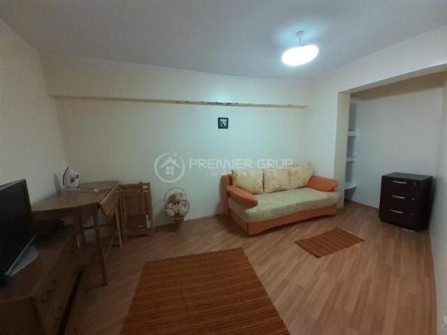 Apartament 3 camere, Cug, 106mp