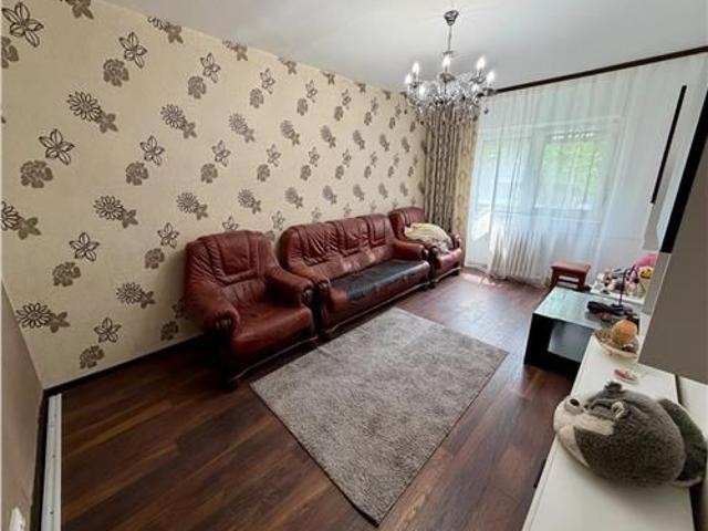 Apartament 3 camere, curte proprie, Ploiesti, zona 9 Mai