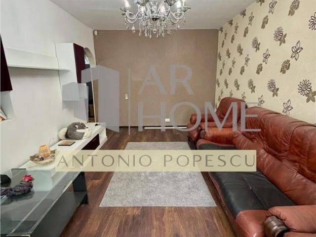 Apartament 3 camere, curte proprie, Ploiesti, zona 9 Mai