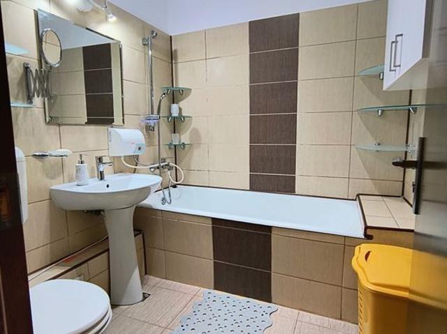Apartament 3 camere Calea Mosilor