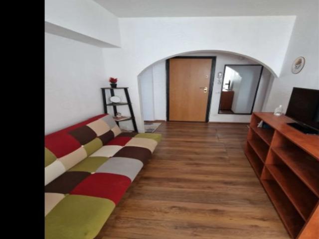 Apartament 3 camere/ Calea Mosilor/ Eminescu