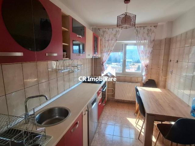 Apartament 3 camere, Campia Libetatii