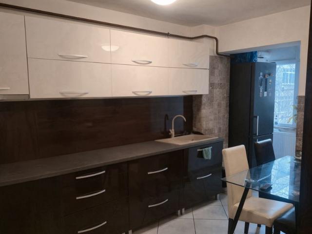 Apartament 3 camere Caracal