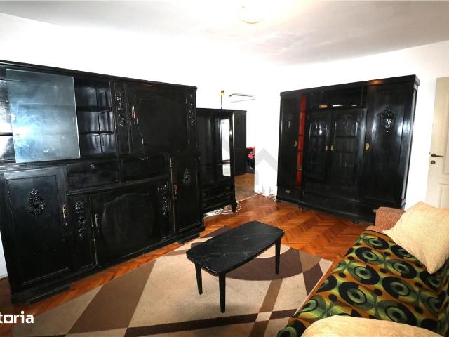Apartament 3 camere, centrala proprie, zona Take Ionescu