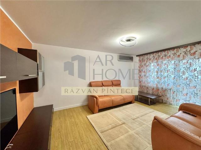 Apartament 3 camere, centrala termica, zona ultracentral, Ploiesti