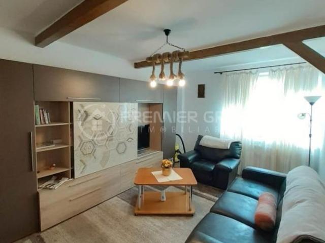 Apartament 3 camere, Centru, 60mp