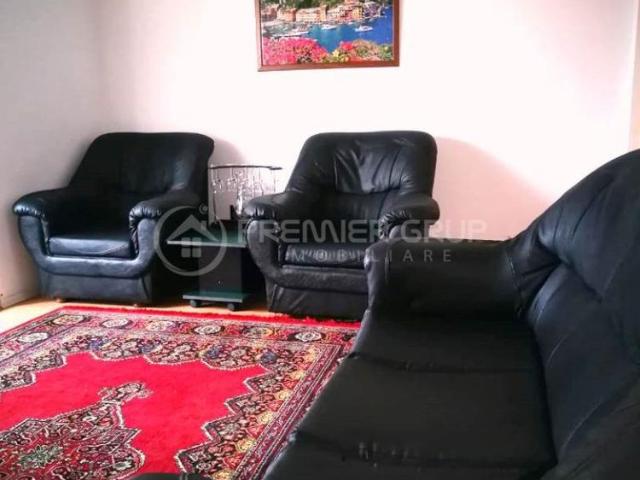 Apartament 3 camere, Centru, 60mp