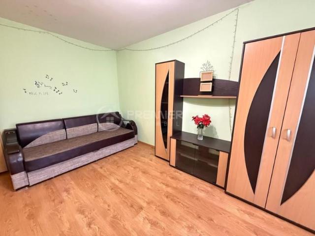 Apartament 3 camere, Centru, 60mp