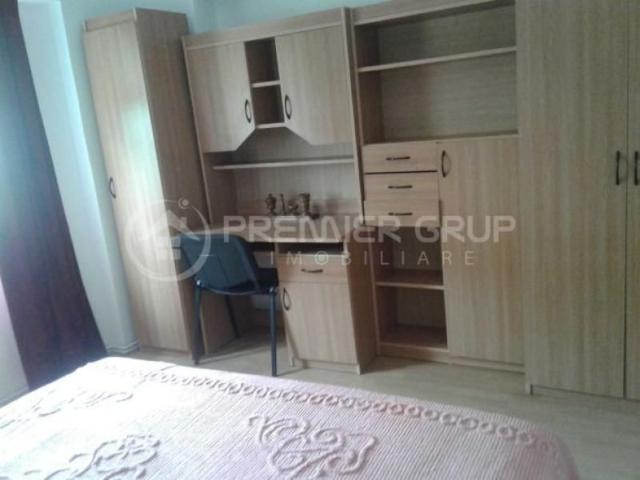Apartament 3 camere, Centru, 70 mp