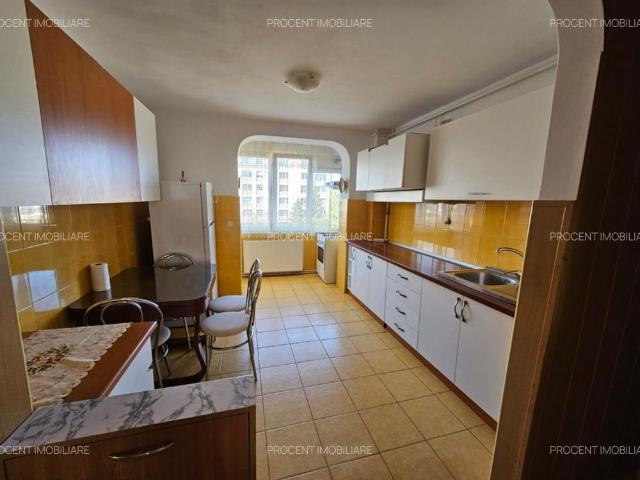 Apartament 3 camere Centru Civic!