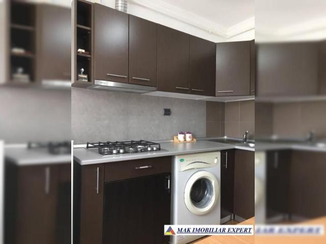 Apartament 3 camere cf 1 et 3 în Centru Câmpulung Argeș
