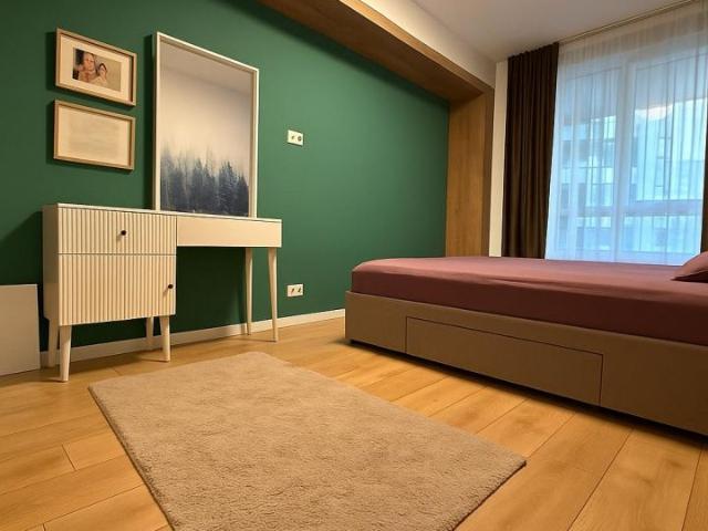 Apartament 3 camere complet mobilat modern cu curte Jiului