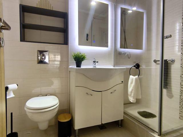 Apartament 3 camere complet renovat – Strada Dorobanților