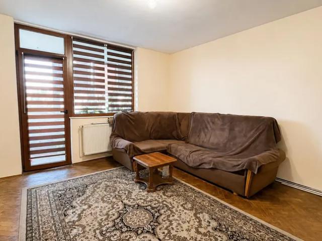 Apartament 3 camere | Complex Studentesc | 2 dormitoare | Centrala Proprie
