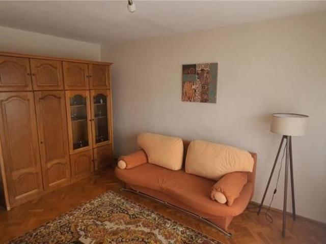 Apartament 3 camere conf.1 mobilatutilat,etaj 3 bloc cu lift,zona Terezian