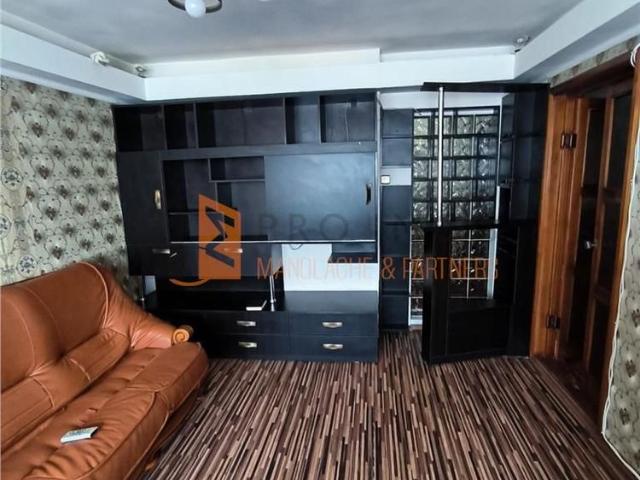 Apartament 3 camere confort 1 decomandat zona Micro 3