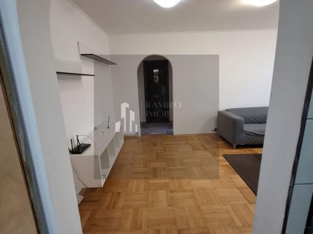 Apartament 3 camere Constantin Brancoveanu / Alexandru Obregia
