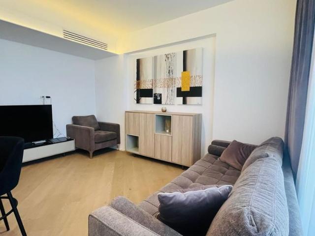 Apartament 3 Camere Cortina Academy, Metrou Academia Militara