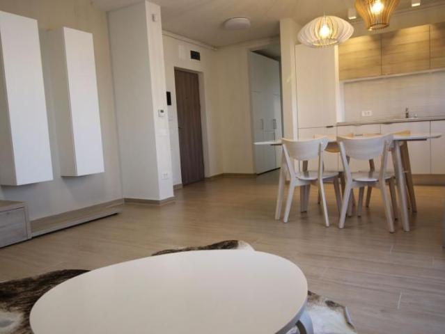 Apartament 3 camere Dumbravita