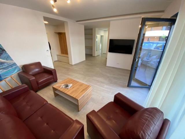 Apartament 3 camere Dumbravita