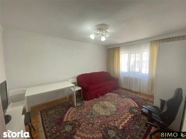 Apartament 3 camere de inchiriat