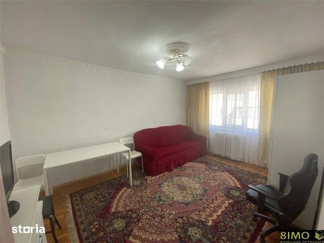 Apartament 3 camere de inchiriat