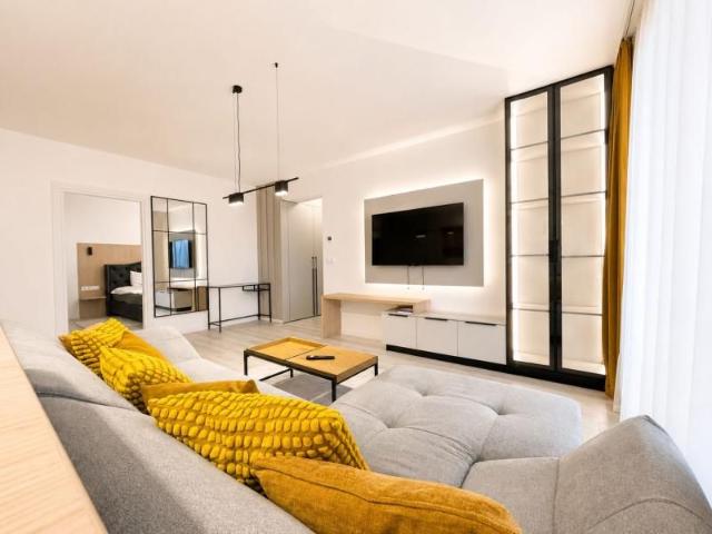 Apartament 3 camere de inchiriat | 71 mp + terasa 11 mp | Denya Forest |