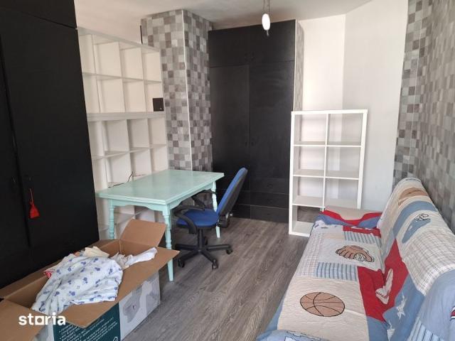 Apartament 3 camere de inchiriat