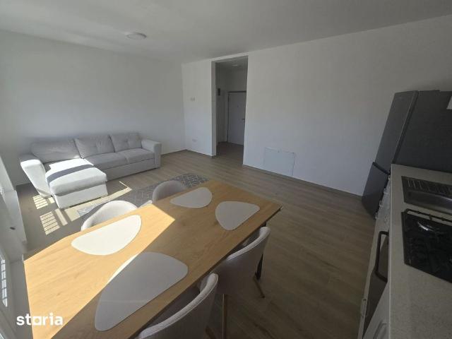 Apartament 3 camere de închiriat | 2 băi | Terasă | Moșnița