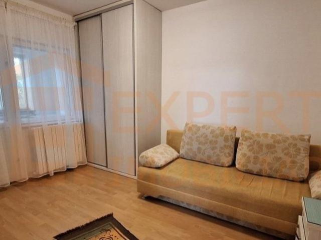 Apartament 3 camere de închiriat, termen lun, în zona ICIL, Constanța