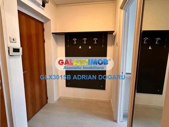 apartament 3 camere de inchiriat titan