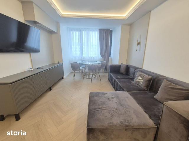 Apartament 3 camere de inchiriat ULTRACENTRAL