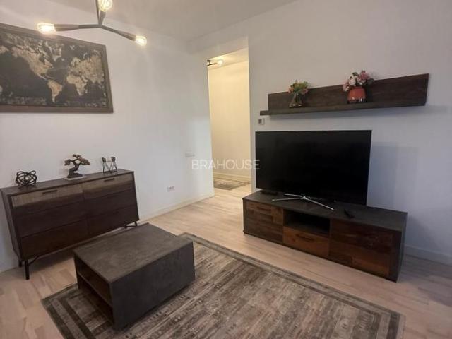 Apartament 3 camere de inchiriat, ultracentral, parcare subterana si boxa