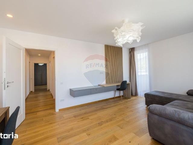 Apartament 3 camere de închiriat Urban Plaza Brașov, vedere Tâmpa