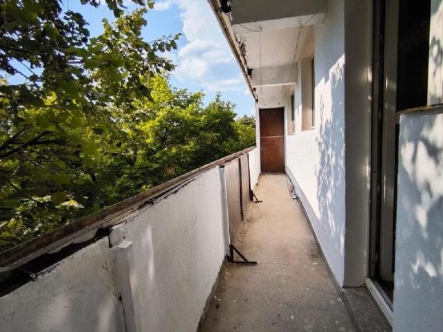 Apartament 3 camere de închiriat – Valea Oltului, Drumul Taberei